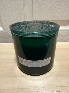 Bath & Body Works Balsam + Firewood Scented Candle - Deep Green glass lid NEW